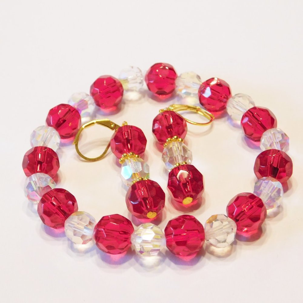 Handmade Stretch Bracelet & Earrings - 7.5"